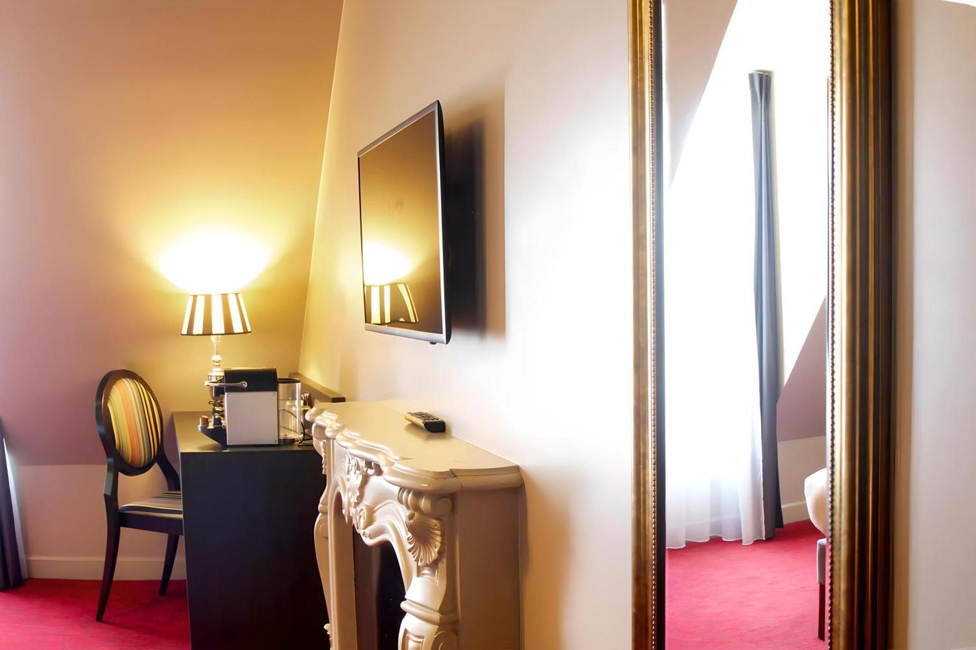 Hotel Le Montmartre Saint Pierre Parijs